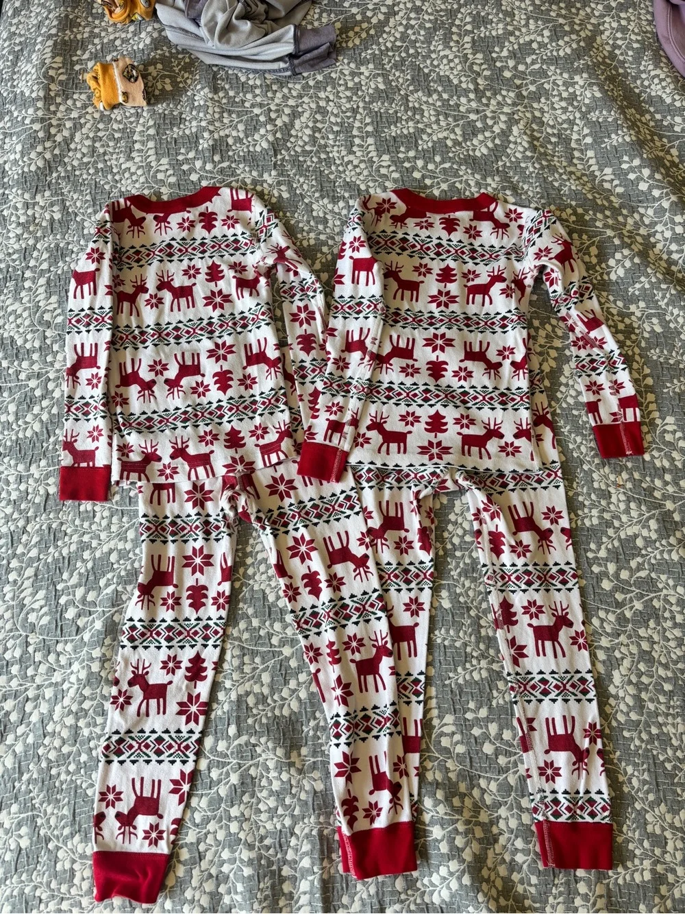 Hanna Andersson pajamas - 6-7